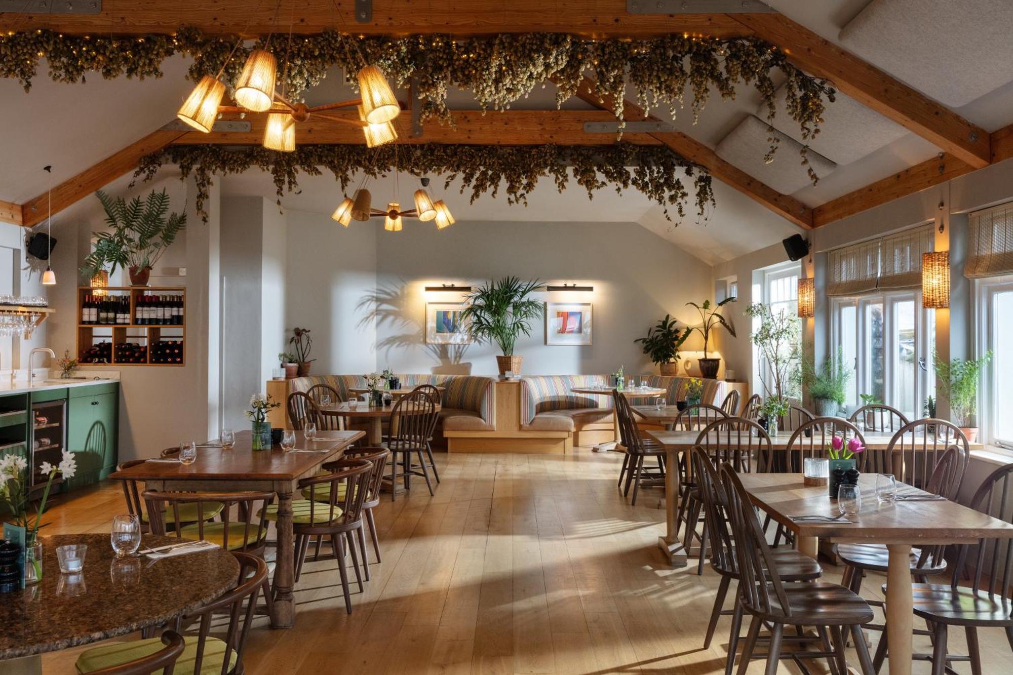 Herberg The Plume Of Feathers Mitchell